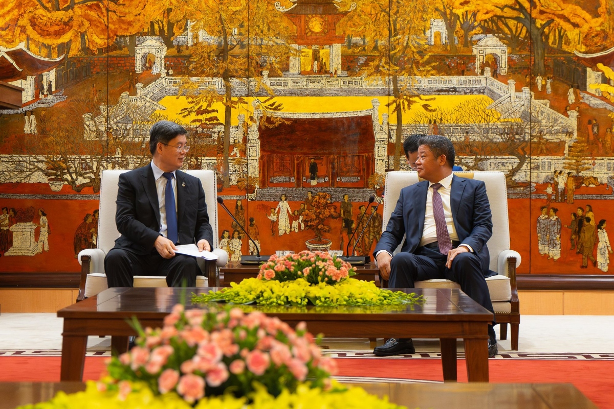 Shenzhen offers assistance to Hanoi’s urban development